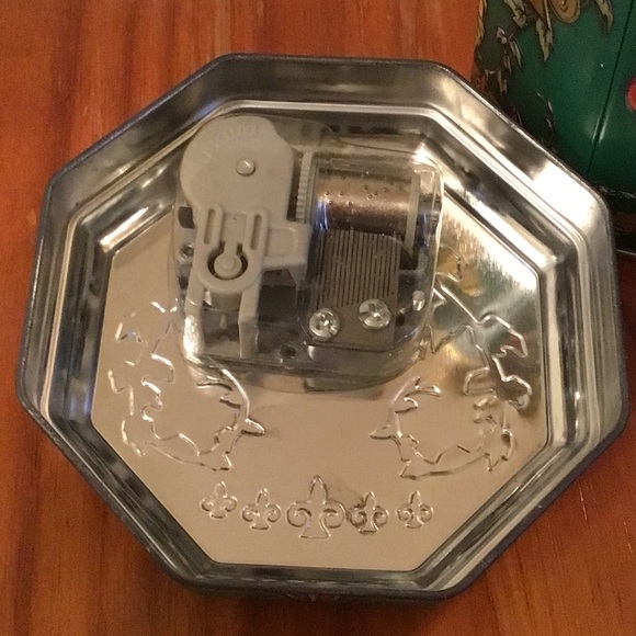 German Musical Cookie Tin | EUC | 2007 - Picture 5 of 7